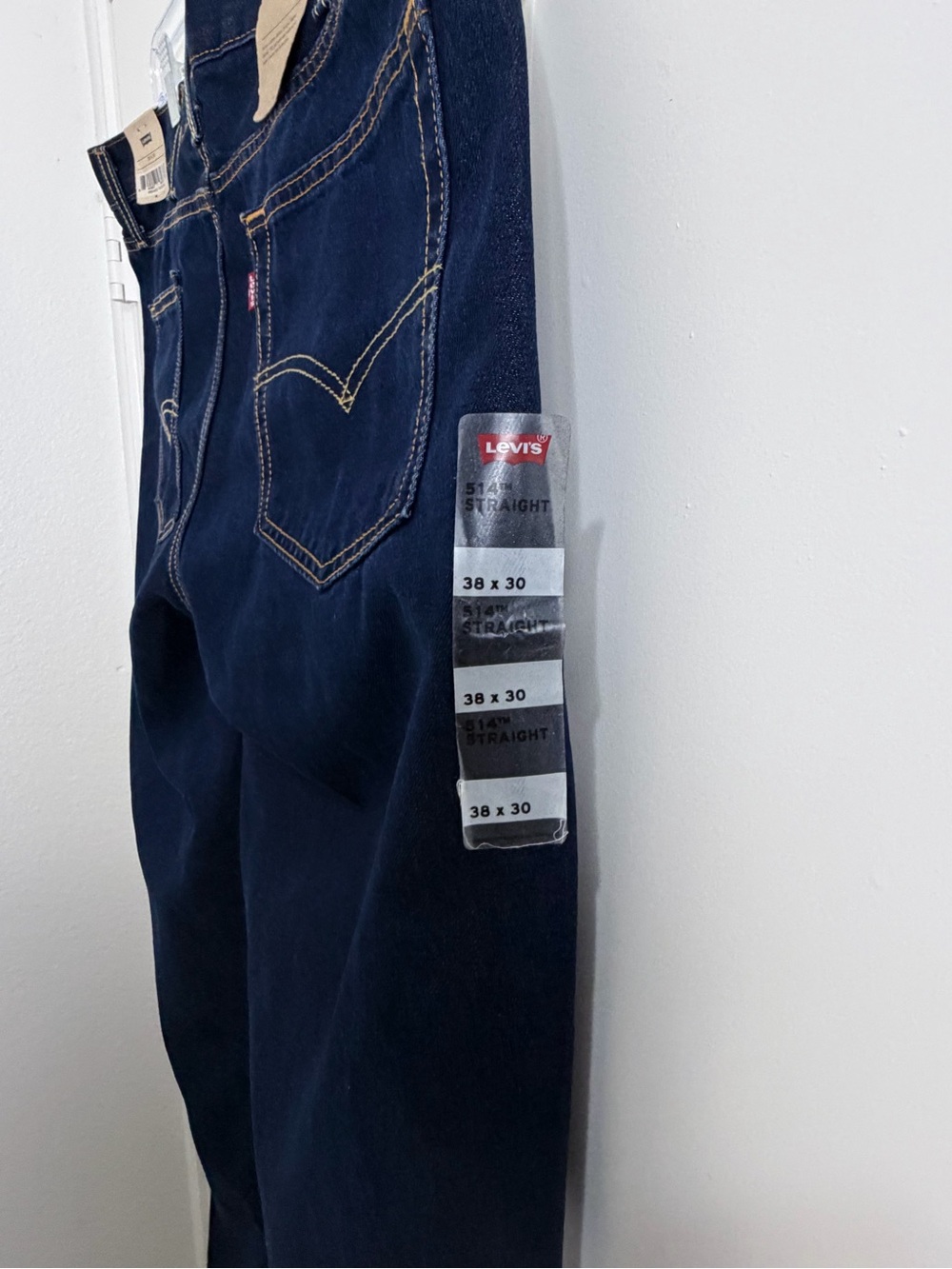 Levi’s 514 Men’s Straight Fit Jeans W38 L30 Dark Wash NWT - Picture 11 of 15